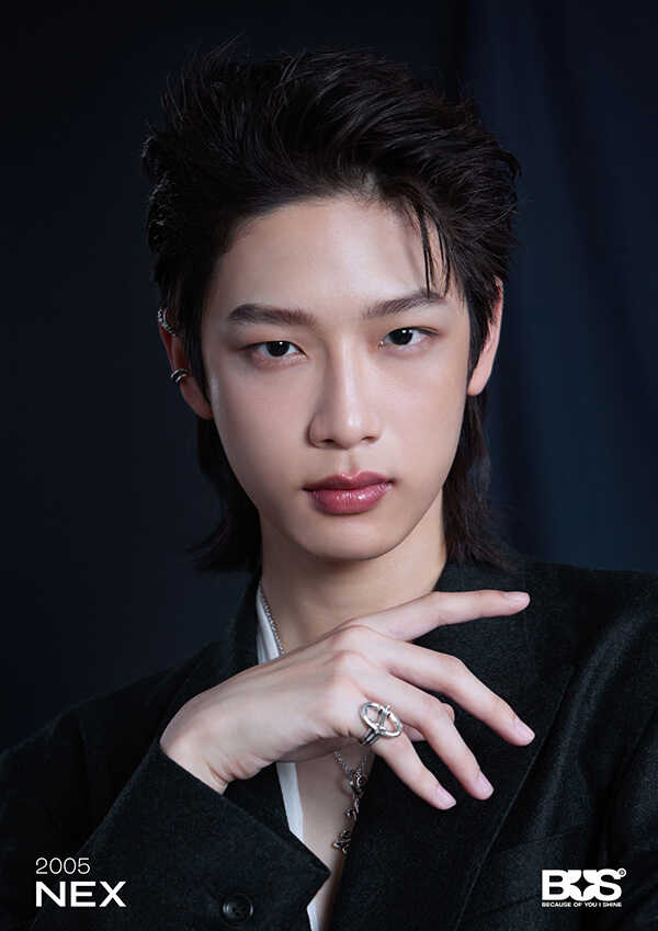เน็กซ์ วง BUS (Because of you I shine)